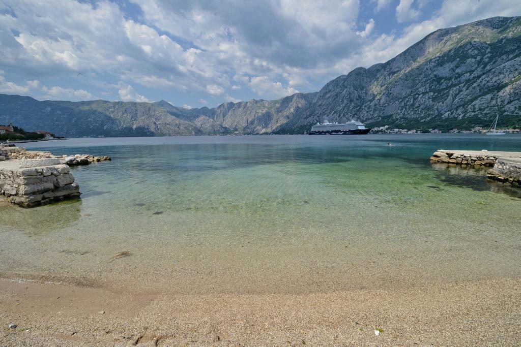 Apartments Saxo Kotor Room photo